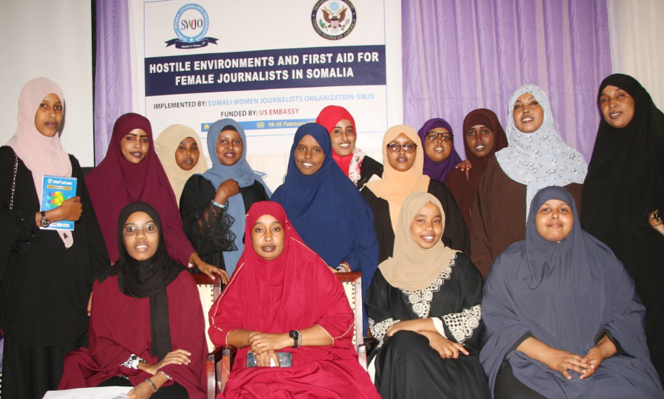 Women, culture, war and media: Sticking out in Mogadishu 